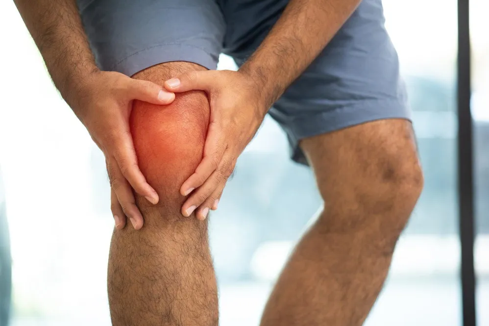 Living Comfortably With a Knee Pain Treatment Specialist