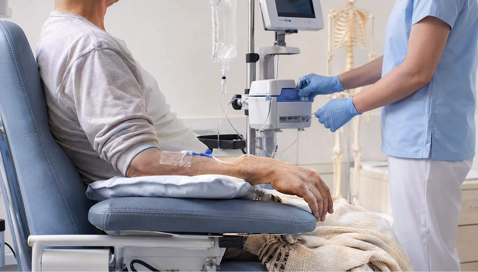 Multiple Myeloma Treatment in Pune: Understanding Symptoms, Diagnosis, and Available Treatment