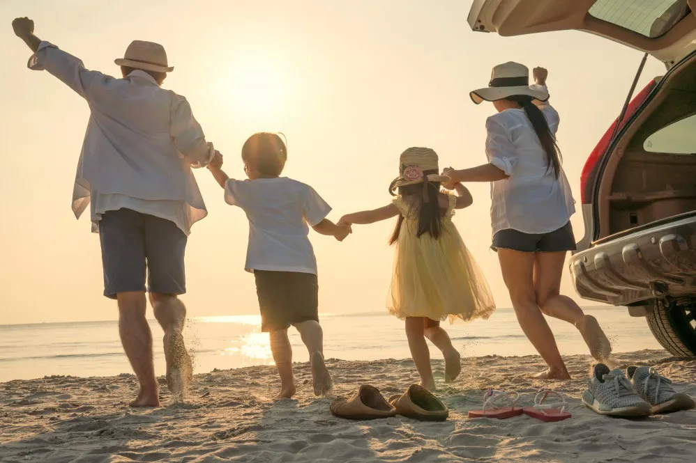 Family Tour Packages from Pune: How to Plan for Children, Parents and Seniors