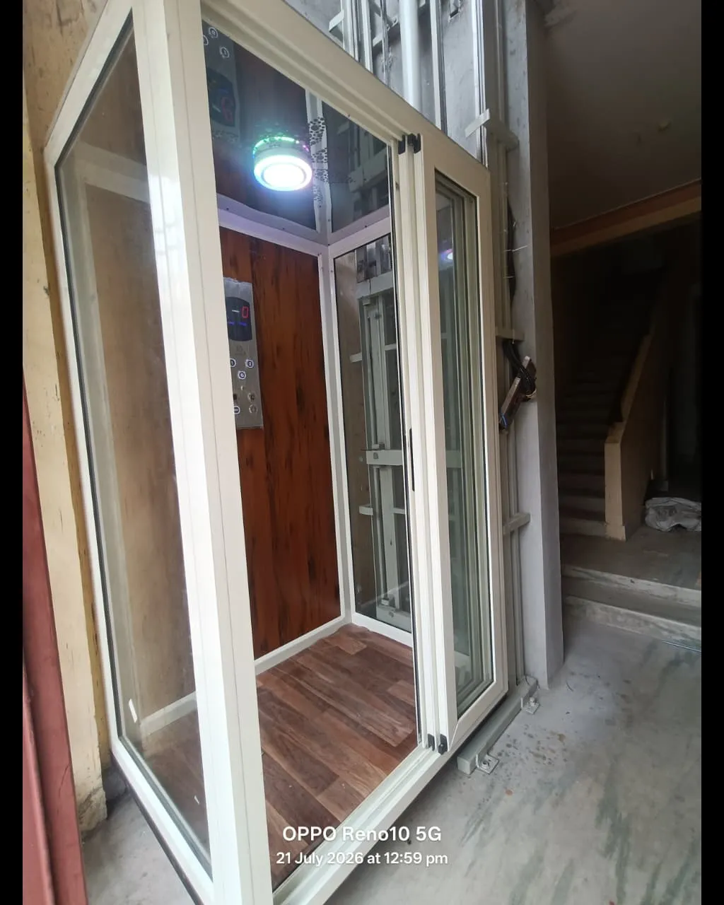 hydraulic goods lift , hydraulic passnger lift , compect lift