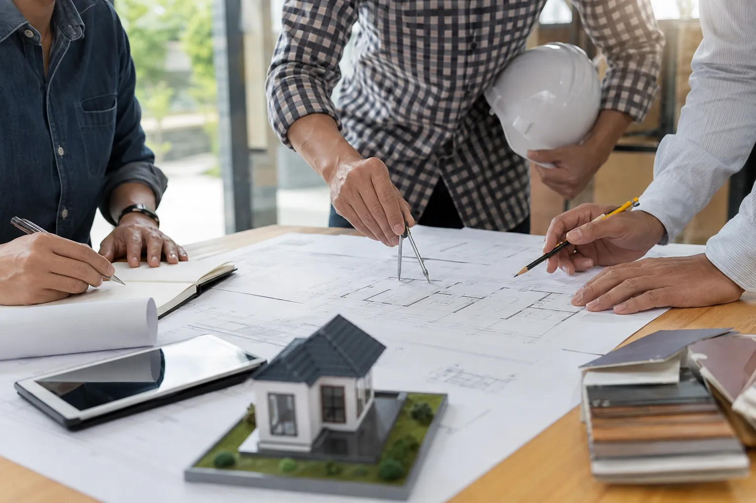 When Should You Hire Design and Build Services for a Home?