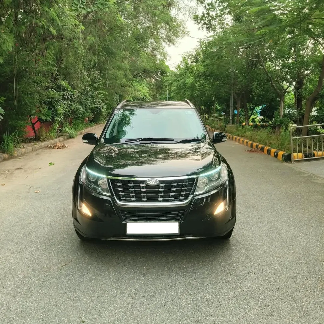 MAHINDRA XUV 500 W11 2020SEP. (BSVI)