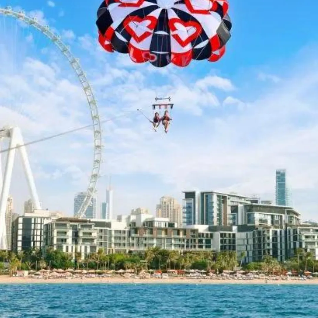 Dubai Parasailing