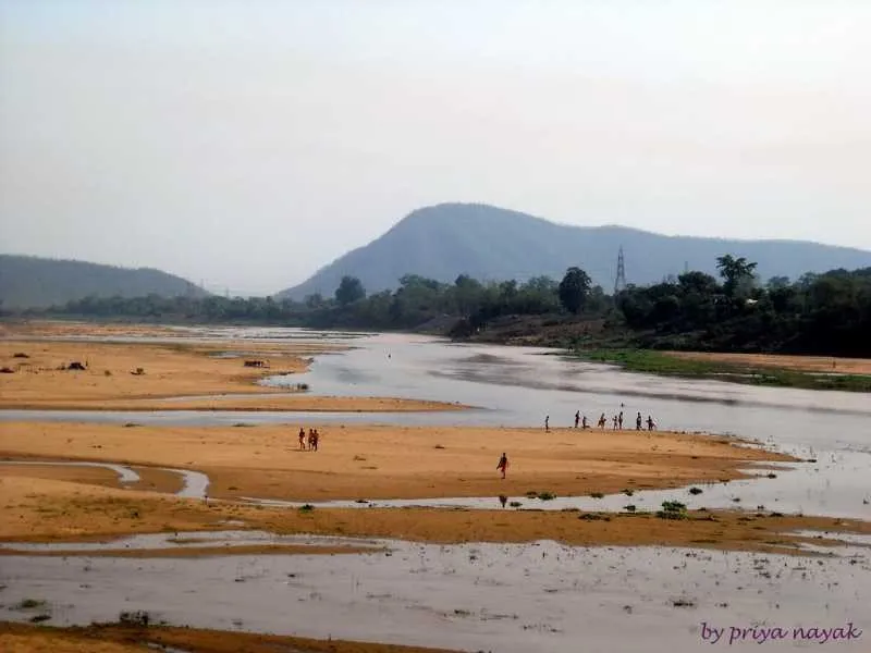 Tourist Places in Odisha
Sambalpur
Sambalpur Tourism
Sambalpur is the gateway to the western zon...
