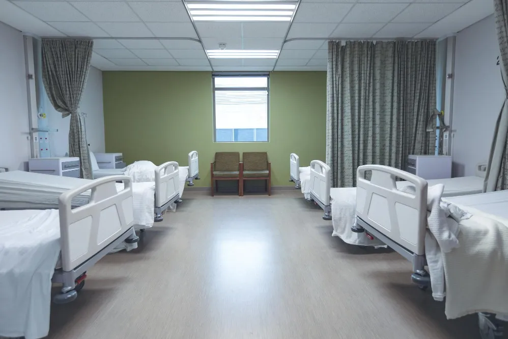 What to Consider When Choosing a Hospital Ward Furniture Manufacturer