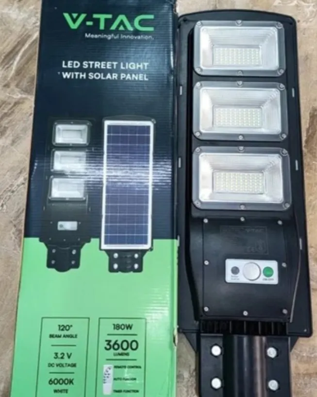 V-TAC 180W All-In-One Solar LED Street Light