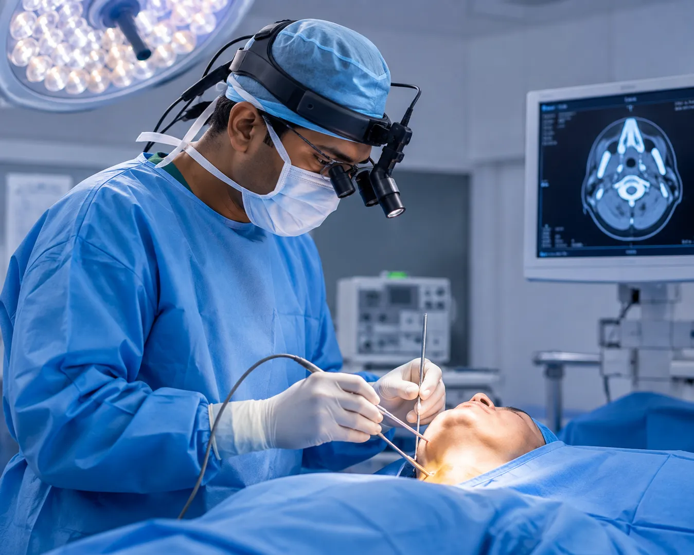 When to Consult a Head and Neck Surgeon for Persistent Symptoms