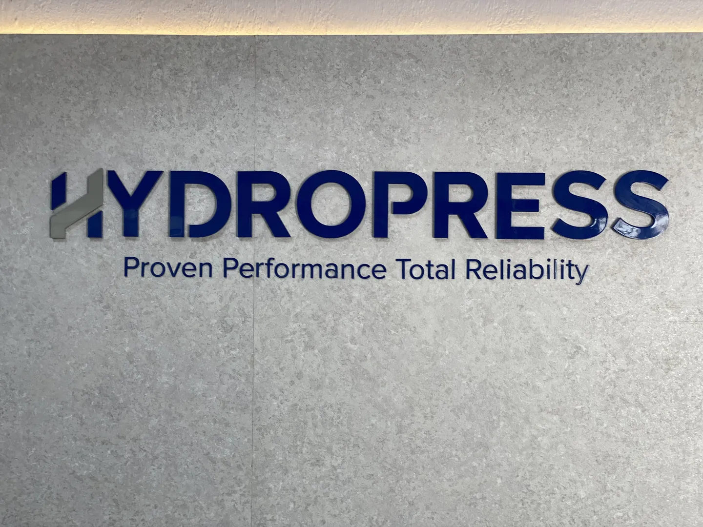 Office reception acrylic logo signage Makers In Coimbatore