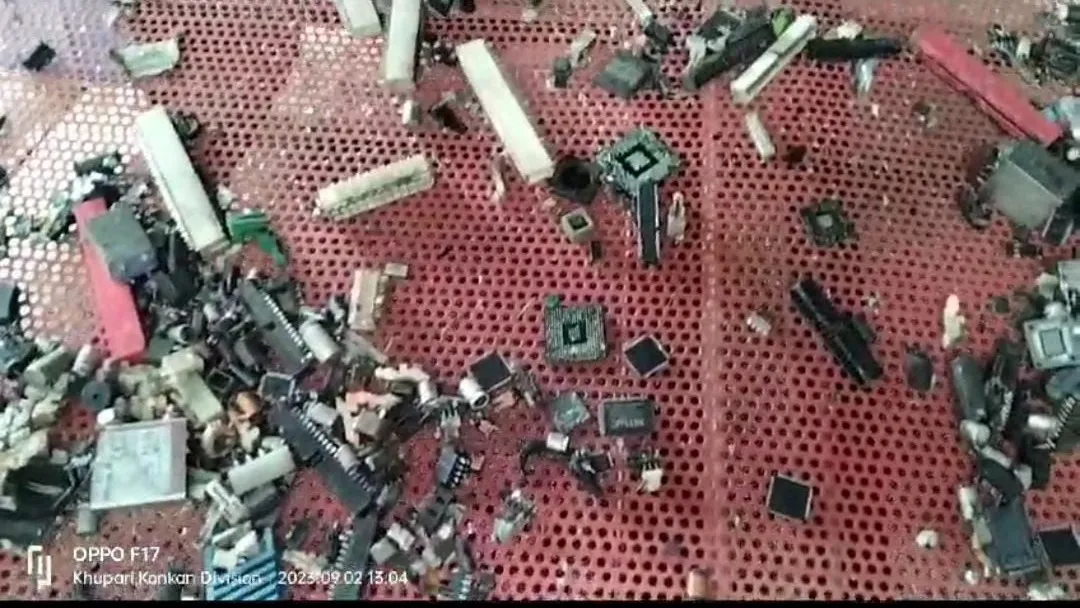 How a Component Removing Machine Improves E-Waste Recovery