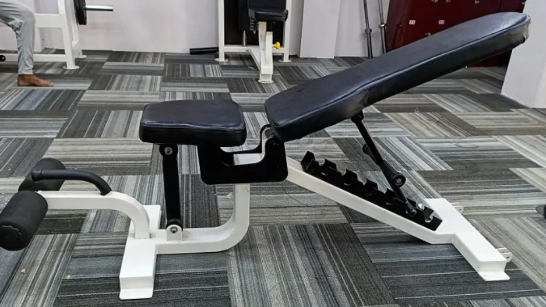 Adjustable Bench Press Buying Guide for Commercial Gyms in Nagpur