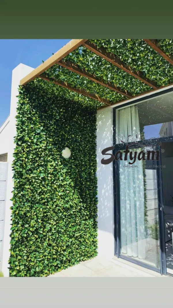 How Vertical Grass Wall Tiles Add Natural Texture to Modern Interiors