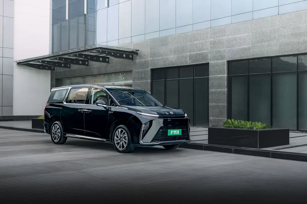 MG M9 – The Ultimate Presidential Electric MPV at MG Select Worli
Discover a new definition of luxu...