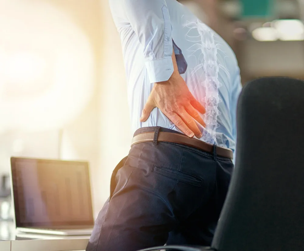 Understanding Back Pain and the Signs That Need Medical Attention