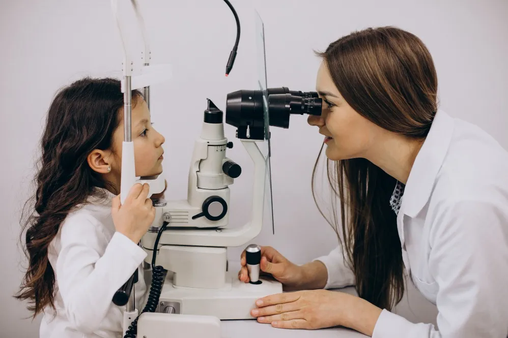 Pediatric Ocular Oncology: Warning Signs That Need Prompt Eye Examination