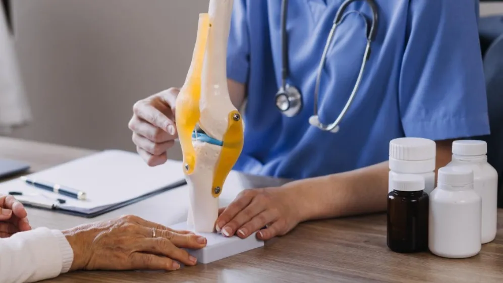 Joint Pain Treatment in Prabhadevi: Understanding the Cause Before Treating the Pain
