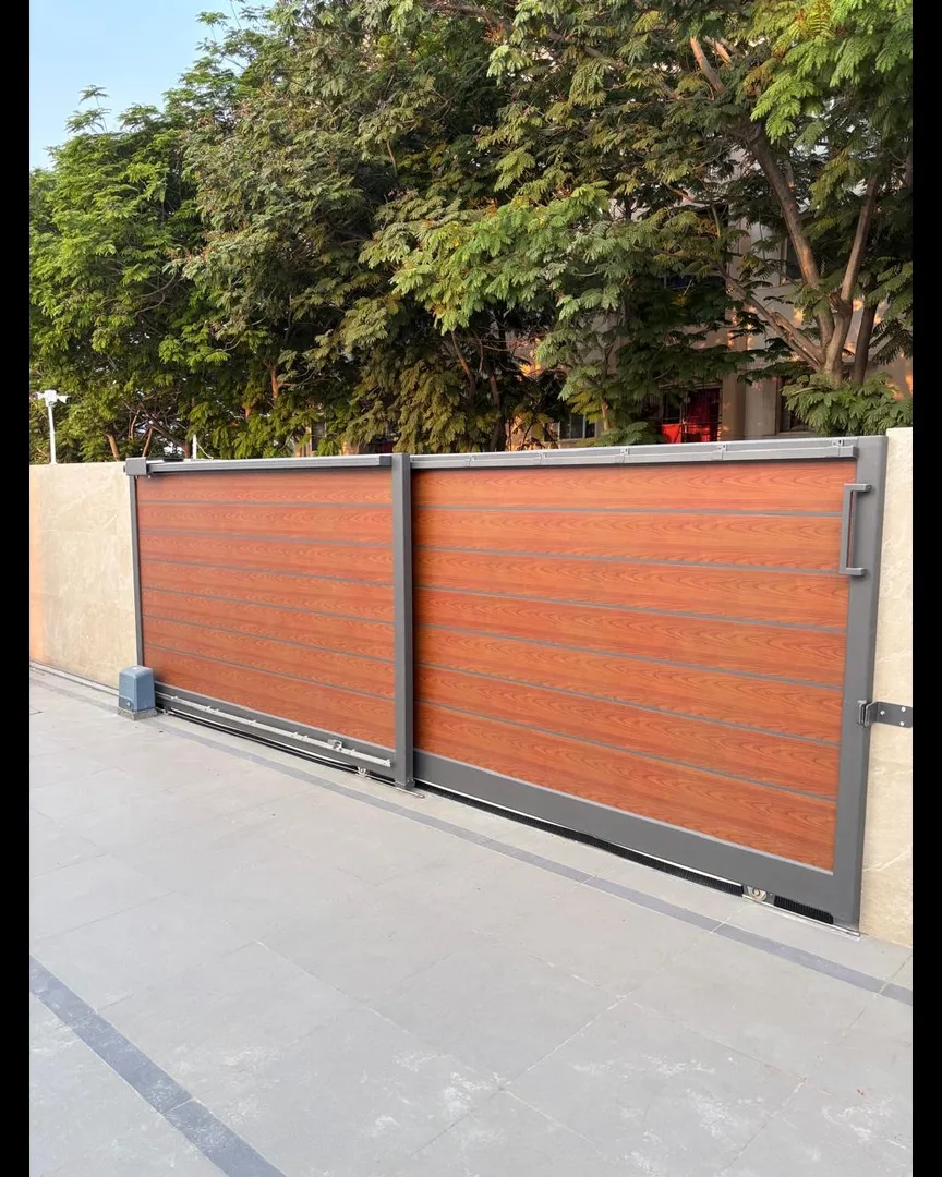 Aluminium Telescopic Gate | Space-Saving Entrance