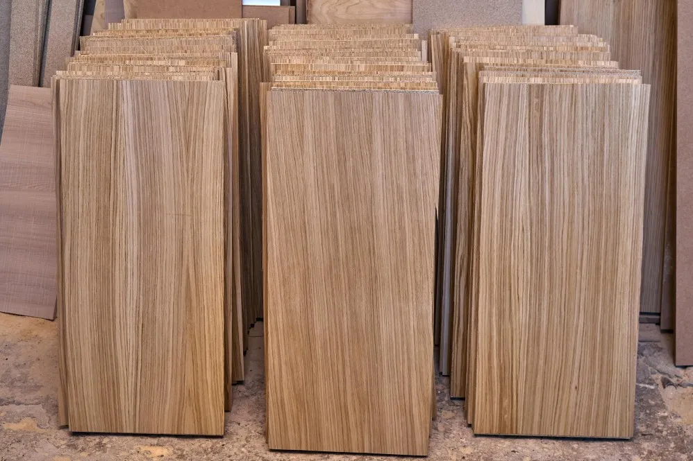 How to Identify Premium-Quality Plywood for Furniture