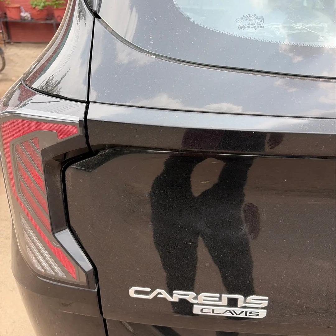 CNG kit installation on kia carens clavis by chandigarh cng center
