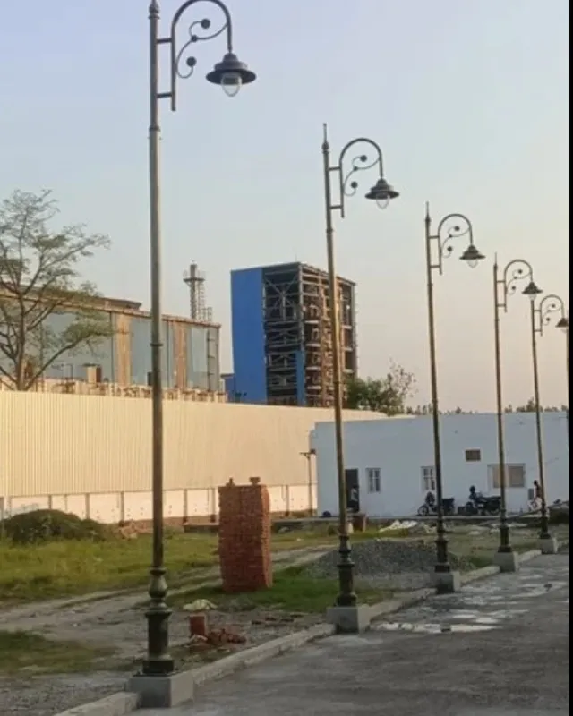 7-Meter Decorative Lighting Pole