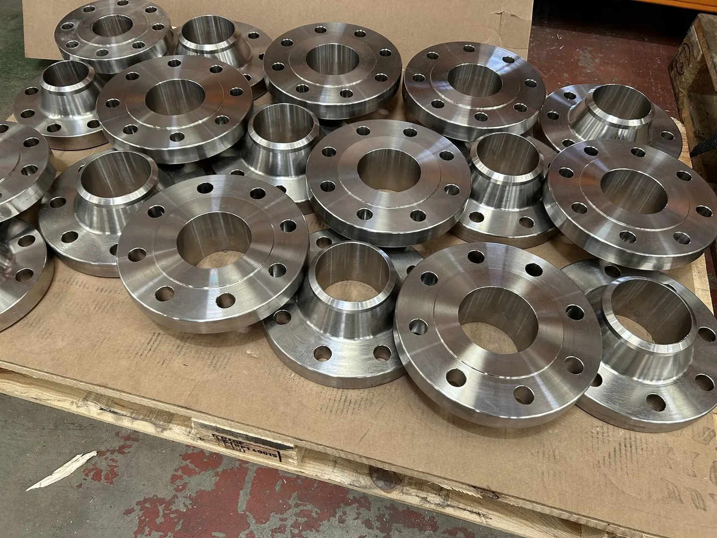 Duplex Slip-On Flanges Manufacturer & Exporter
Vandan Alloys is an India-based Duplex Slip-On Flang...
