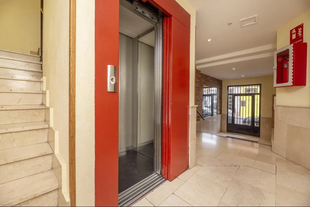 Luxury Home Elevator in Bangalore Design Choices That Add Function Without Compromising Interiors