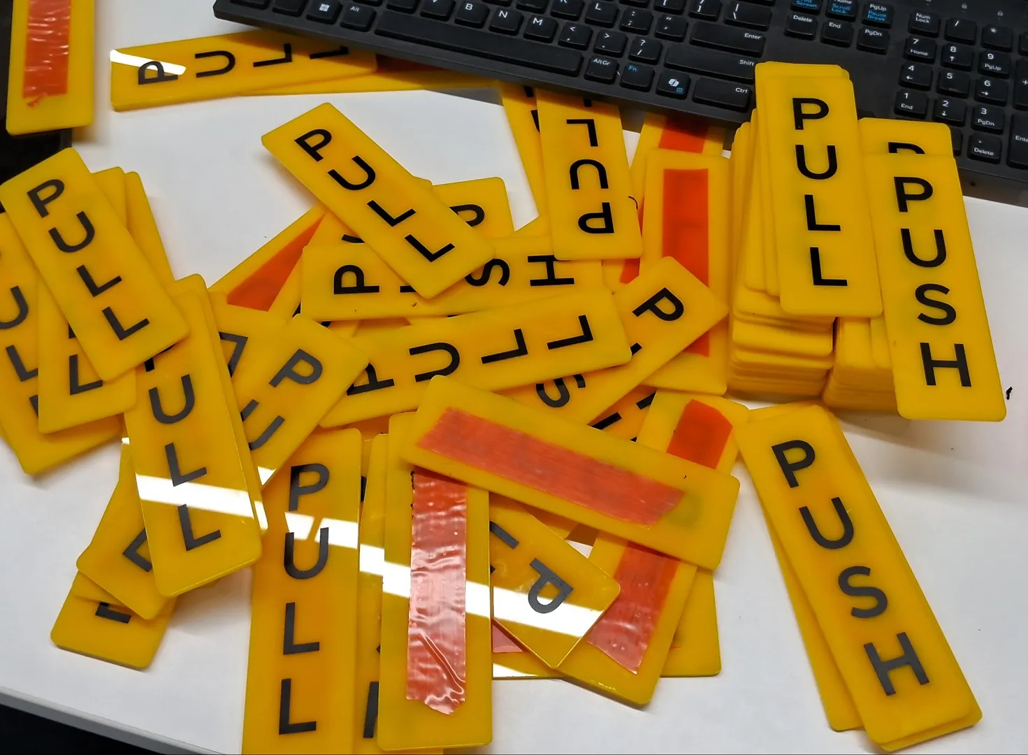 Push pull glass door stickers for college Suppliers In Coimbatore
