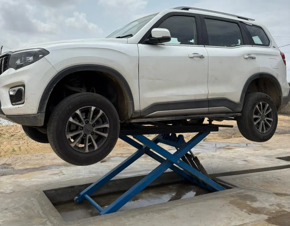 5 ton car washing scissor lift in Gujarat