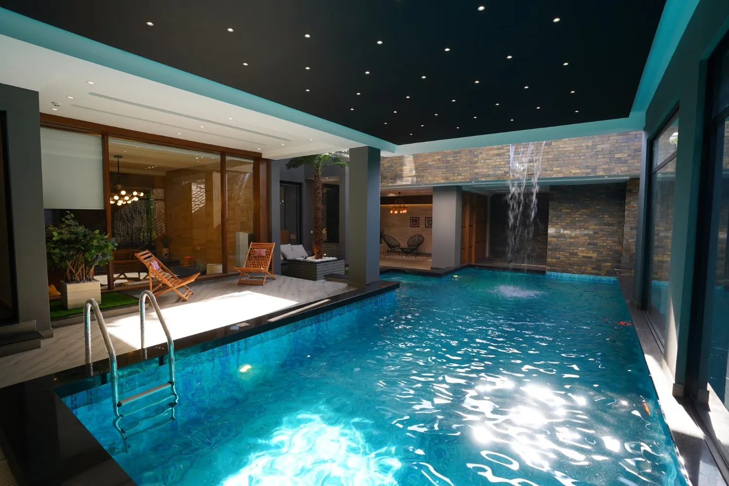 What Do Premium Pool Construction Services Include?