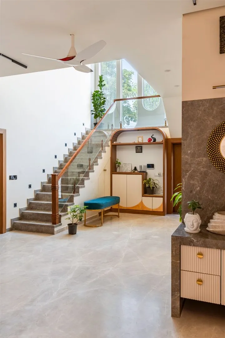 Staircase Design With Warm Wooden Detailing