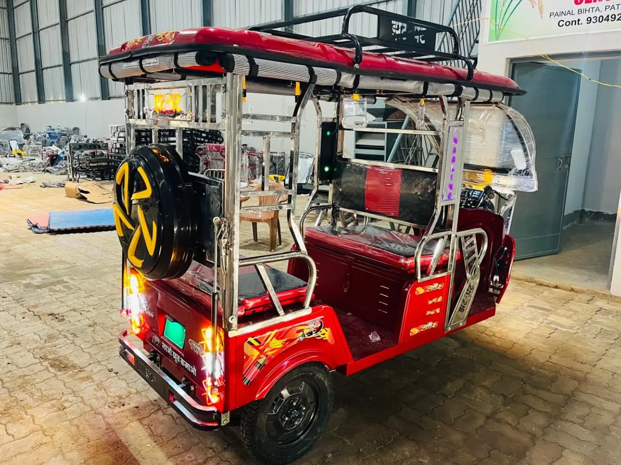 Jhatpat Classic E Rickshaw Supplier in Delhi NCR