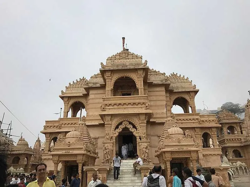 Places to Visit in Gujarat
Palitana
Palitana, Bhavnagar Overview
Palitana, in Bhavnagar district,...