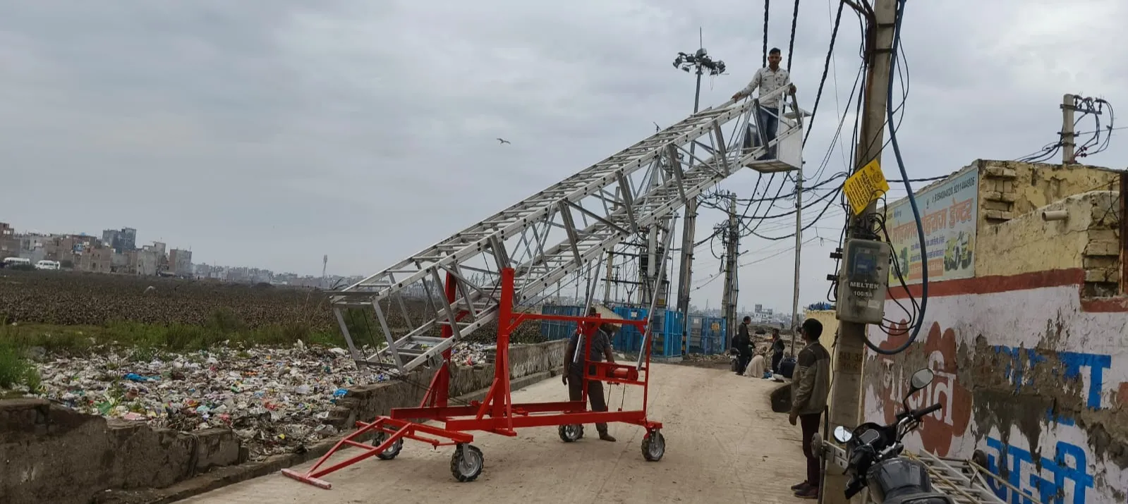 Aluminium Tiltable Tower Ladder