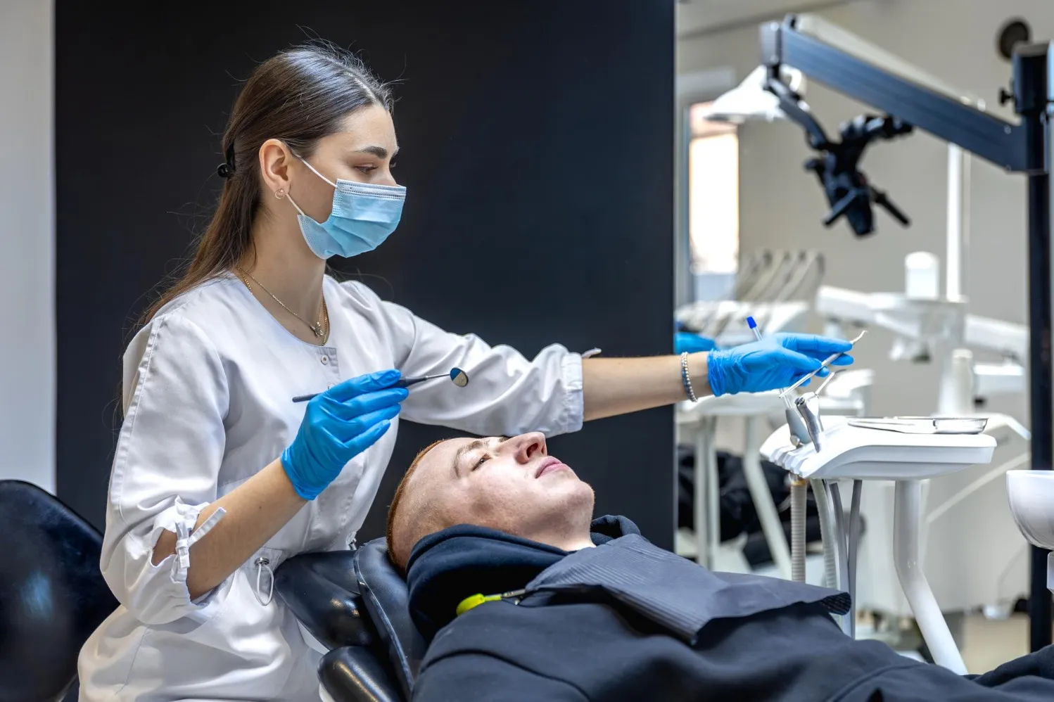 How to Choose the Best Dentist in Vikas Puri for Your Dental Needs
