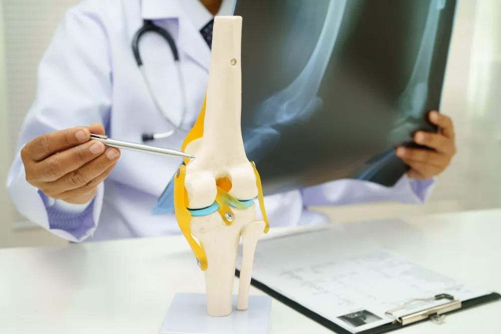 Orthopedic Specialist Guide to Persistent Bone, Joint, Muscle Pain