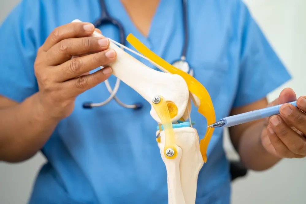 How to Choose a Joint Replacement Surgeon for Advanced Joint Disease