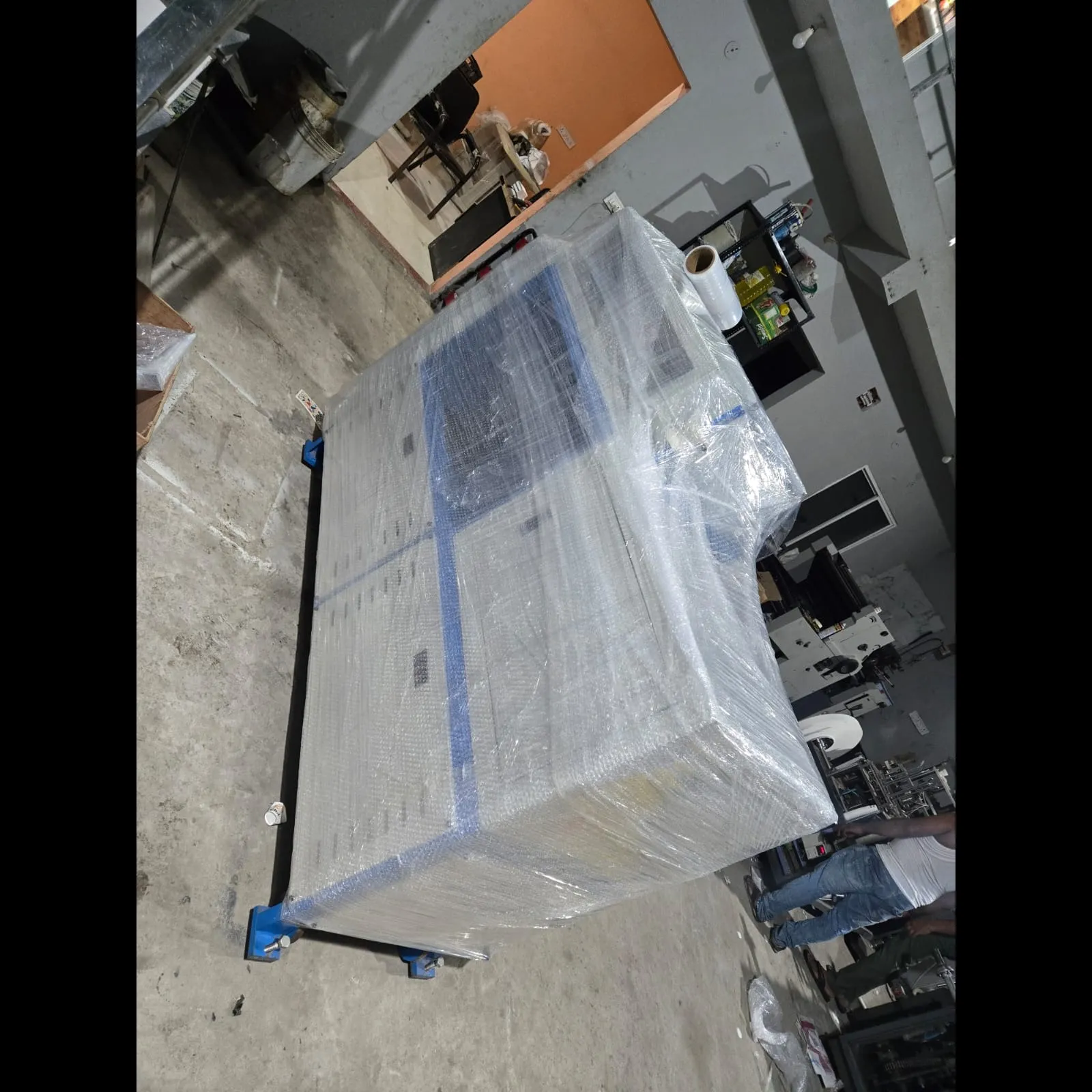 Automatic Soft Loop Handle Sealing Machine
Soft Loop Handle Making Machine
Soft Loop Handle Sealing ...