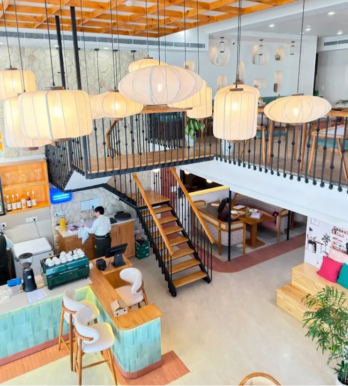 Commercial Furniture Manufacturer in Delhi