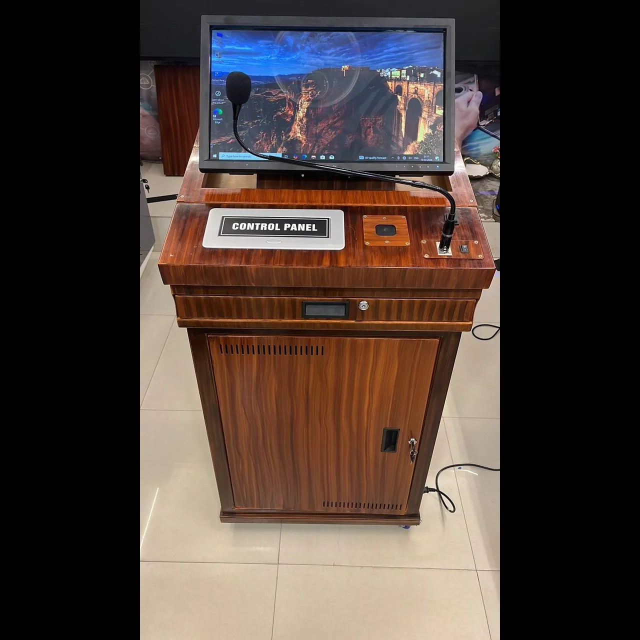 🎤 Where Classic Elegance Meets Smart Presentation Technology. 🚀