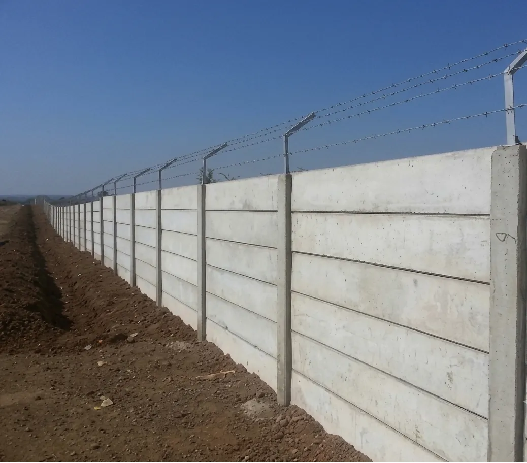 Readymade Concrete Compound Wall Manufacturer in Umrer for Construction Projects