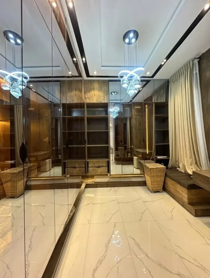 Wooden Walk In Wardrobe Design