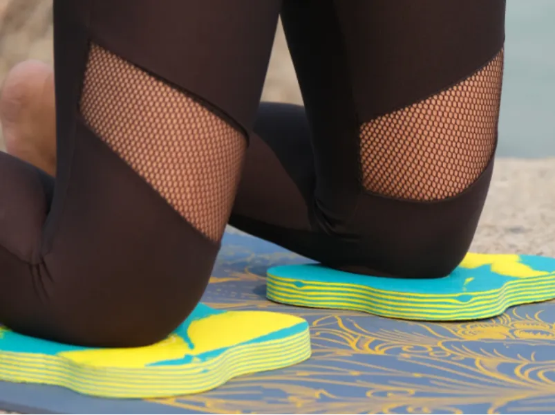 When a Wiselife Yoga Knee Pad Can Make Floor Based Poses More Comfortable