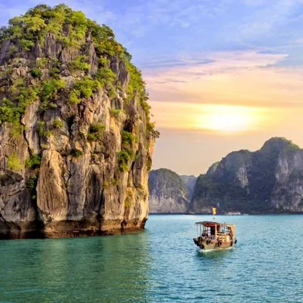 Places To Visit in Vietnam
Halong Bay
Halong Bay Tourism
Characterised by towering karst limesto...