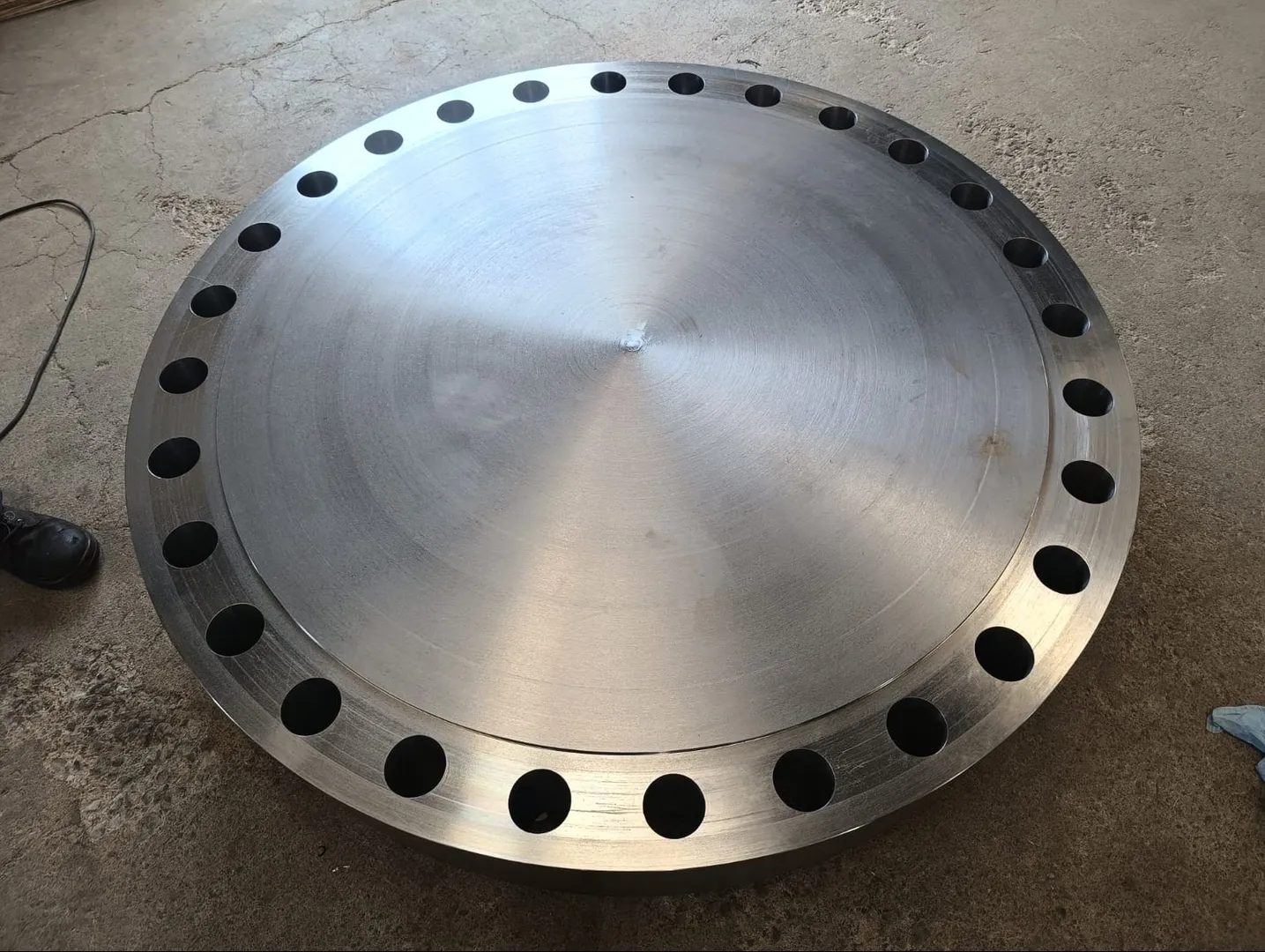 Blind Flanges Manufacturer and Exporter