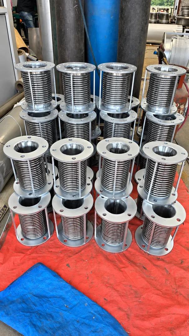 When Universal Expansion Bellows Are More Suitable Than a Single Bellows Design