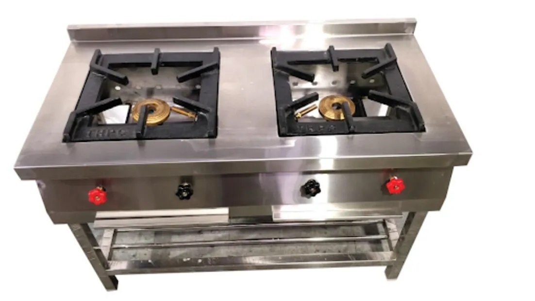 Choosing the Right Cooking Equipment for a Professional Kitchen
