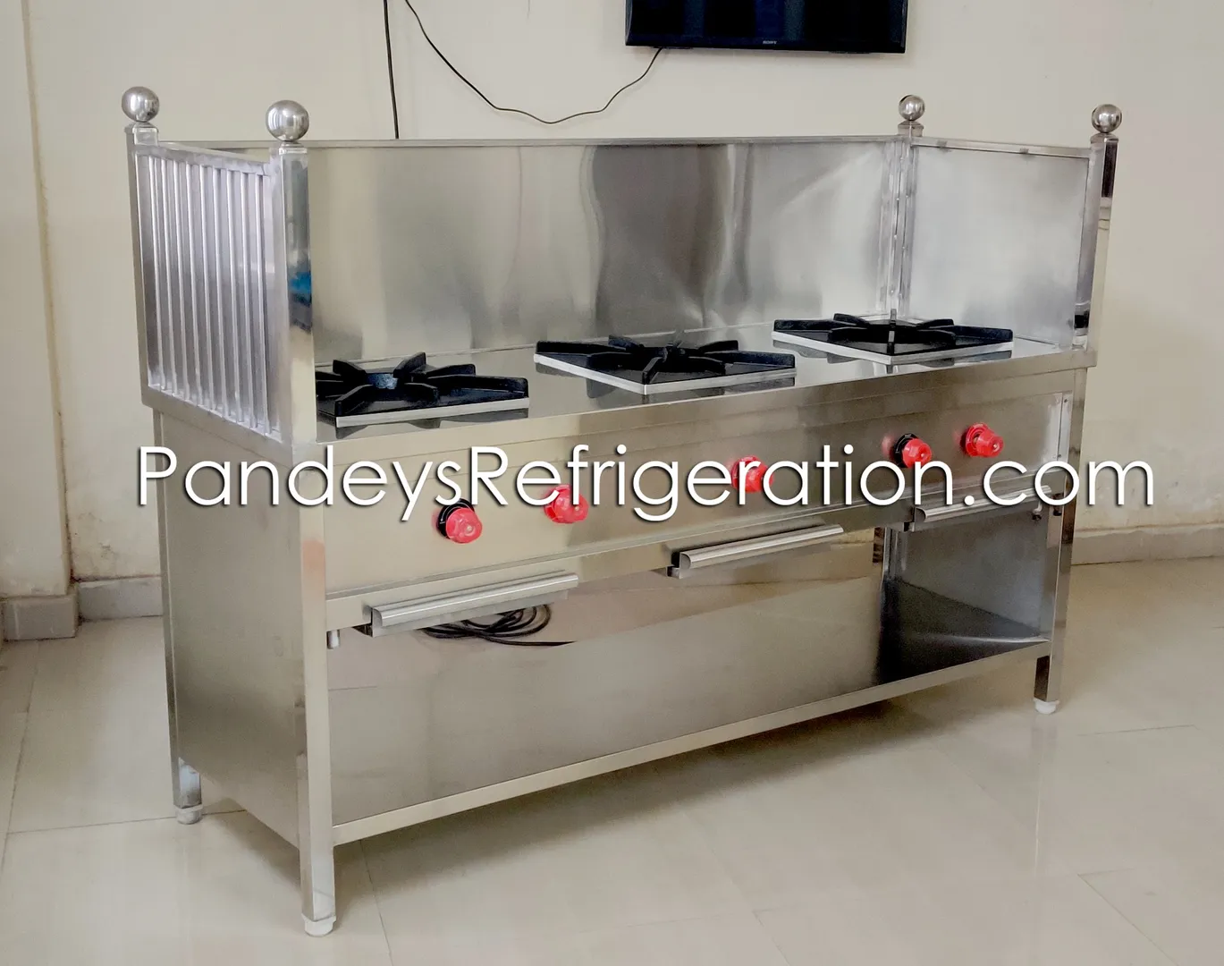 When Custom Stainless Steel Fabrication Is Better Than Standard Equipment