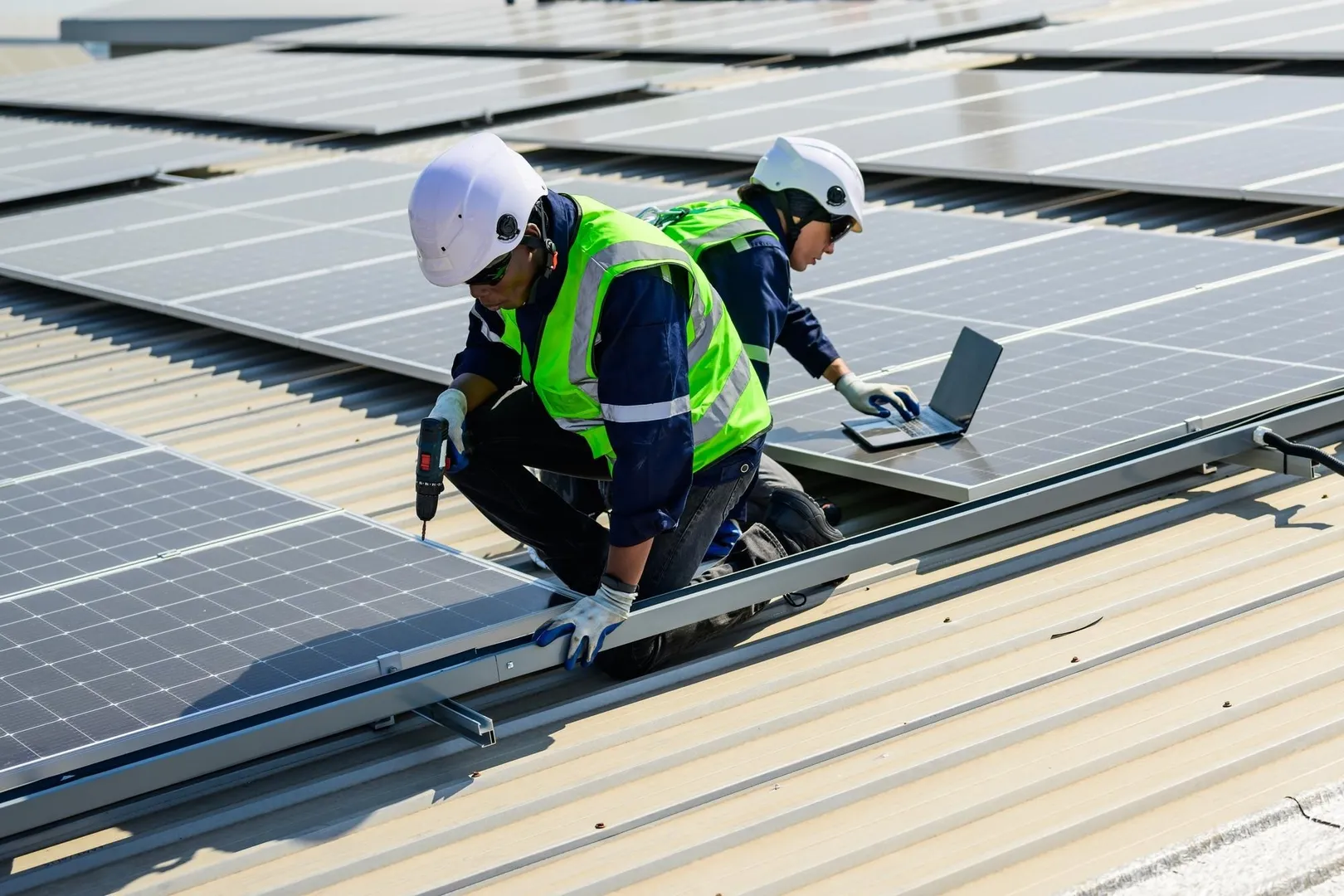 Commercial Solar EPC Installation in Jaipur for Business Properties