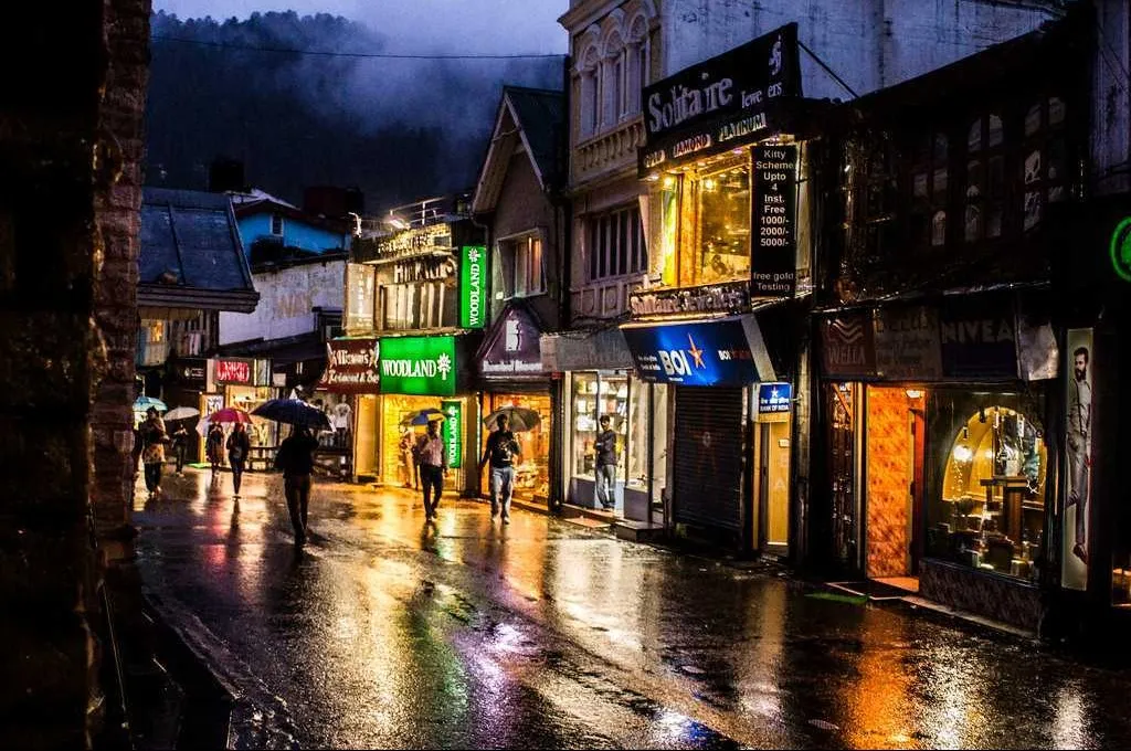 Tourist Places in Himachal Pradesh
Shimla
Shimla Tourism
Shimla still carries the air of the emp...