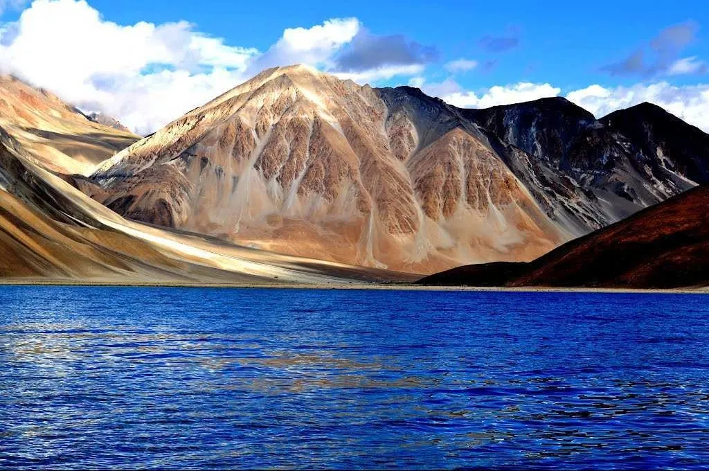 Places To Visit In Ladakh
Pangong Lake
Pangong Tso, Leh Ladakh Overview
The most popular tourist ...
