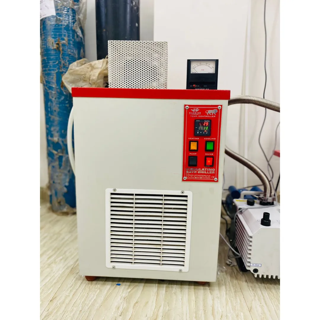 CIRCULATING BATH CHILLER: -
Make: HE (HE (NSIC Re...